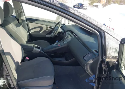 2013 Toyota Prius Two z USA, uszkodzony, nr VIN JTDKN3DU2D0340443